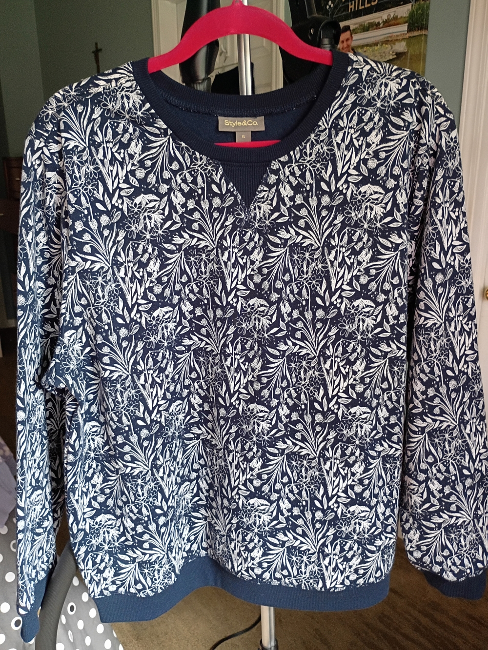Style & Co. Navy Floral Print Crewneck Sweatshirt